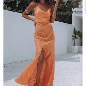 HAVENAH MAXI LINEN DRESS - ORANGE.